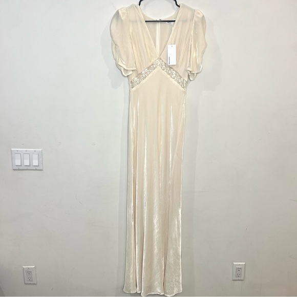 Reformation Malaga Velvet maxi Dress in Fior Di Latte size 2 NEW! New with tags! - Picture 4 of 13